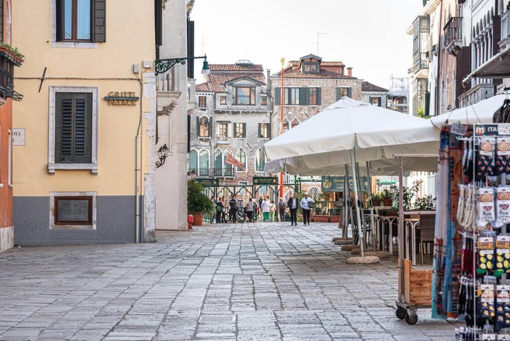 Apt With Amazing View - San Marco Apartamento Veneza Exterior foto